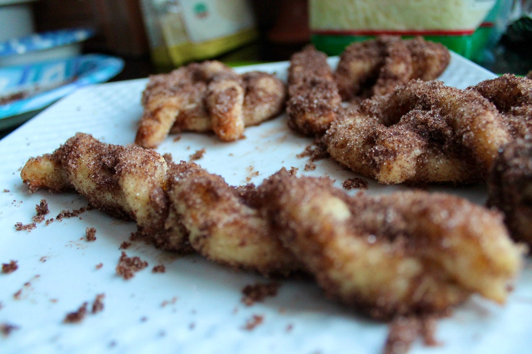 2.5 Net Carb Keto/GF Cinnamon Sugar Soft Pretzels