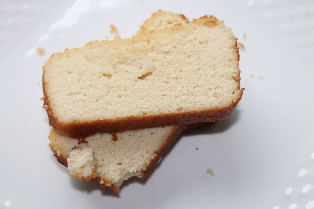 2g Net carb Keto/GF Vanilla Pound Cake